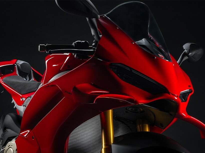 Ducati Panigale V4 conquista tríplice coroa do design mundial em 2025