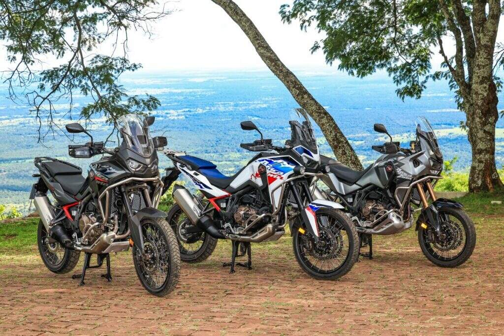 Nova Honda CRF 1100L Africa Twin 2026: Conheça as 3 Versões e Novidades