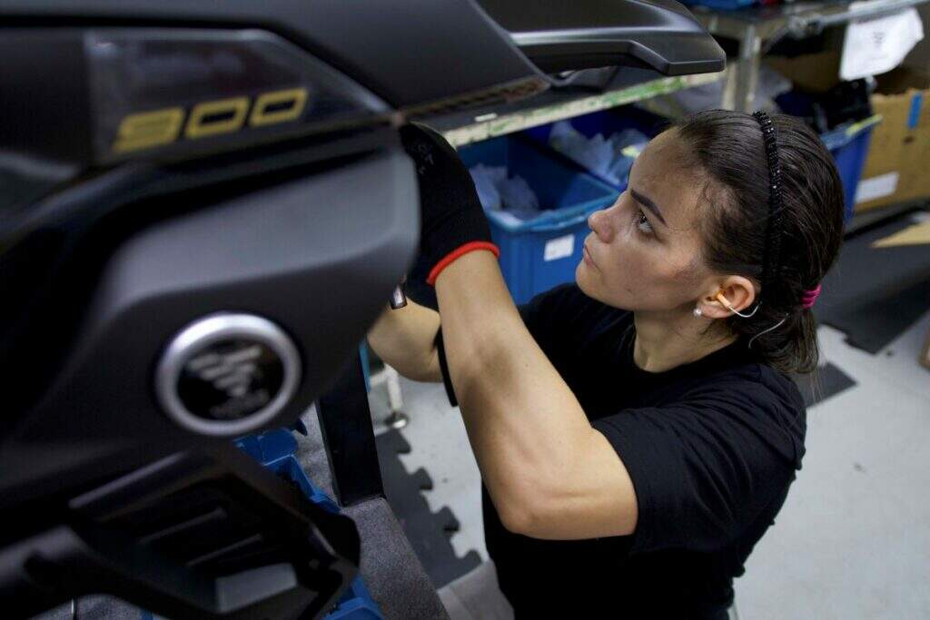 VOGE inicia produção de motos premium em Manaus; conheça os modelos