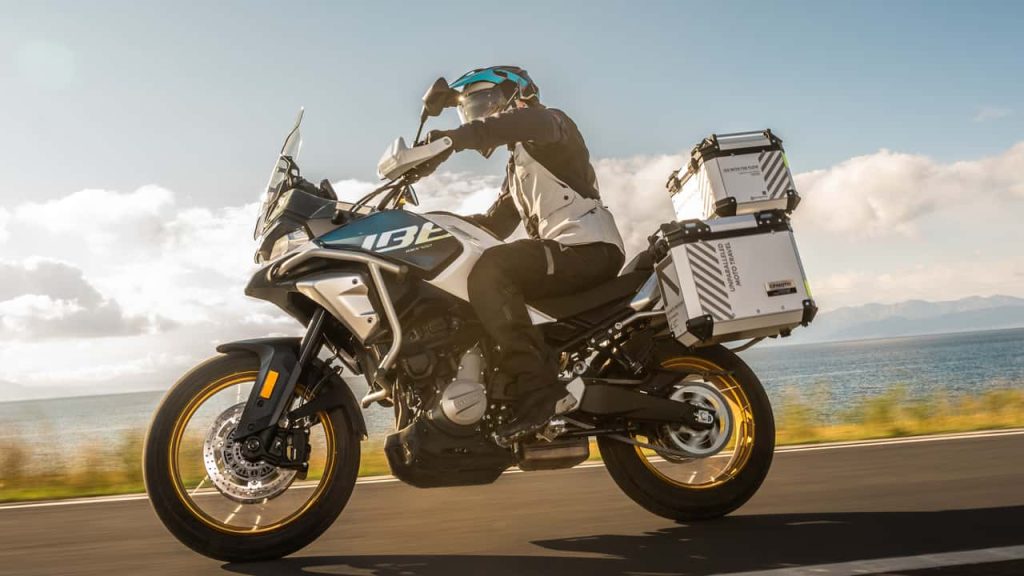 CFMoto estreia no Brasil com sucesso absoluto e esgota primeiro lote em 20 minutos