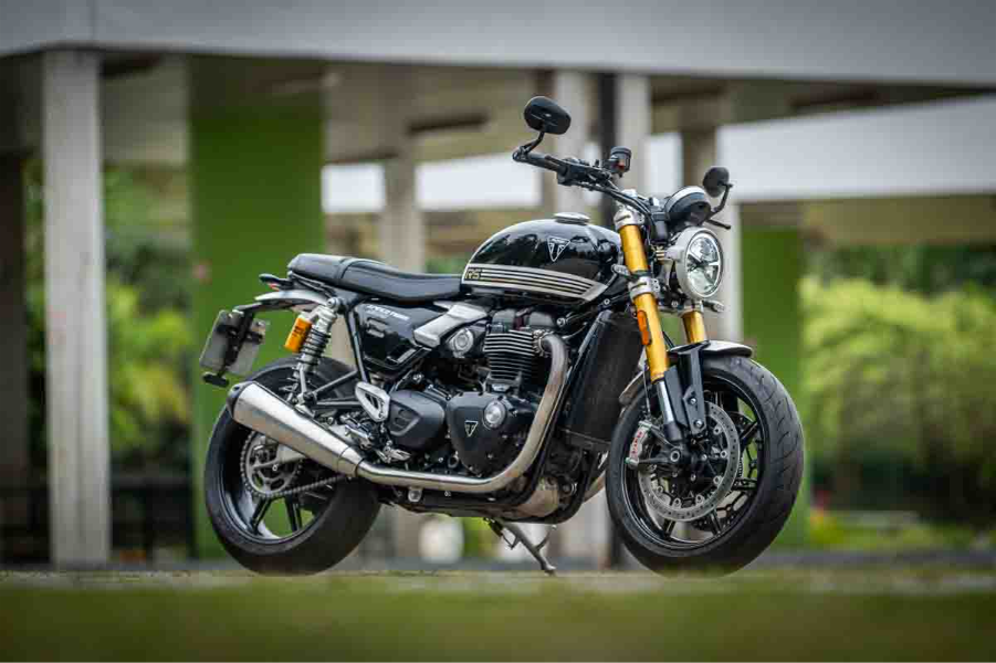Triumph Speed Twin 1200 RS: Testamos a Evolução da Esportiva Retrô na Estrada dos Romeiros